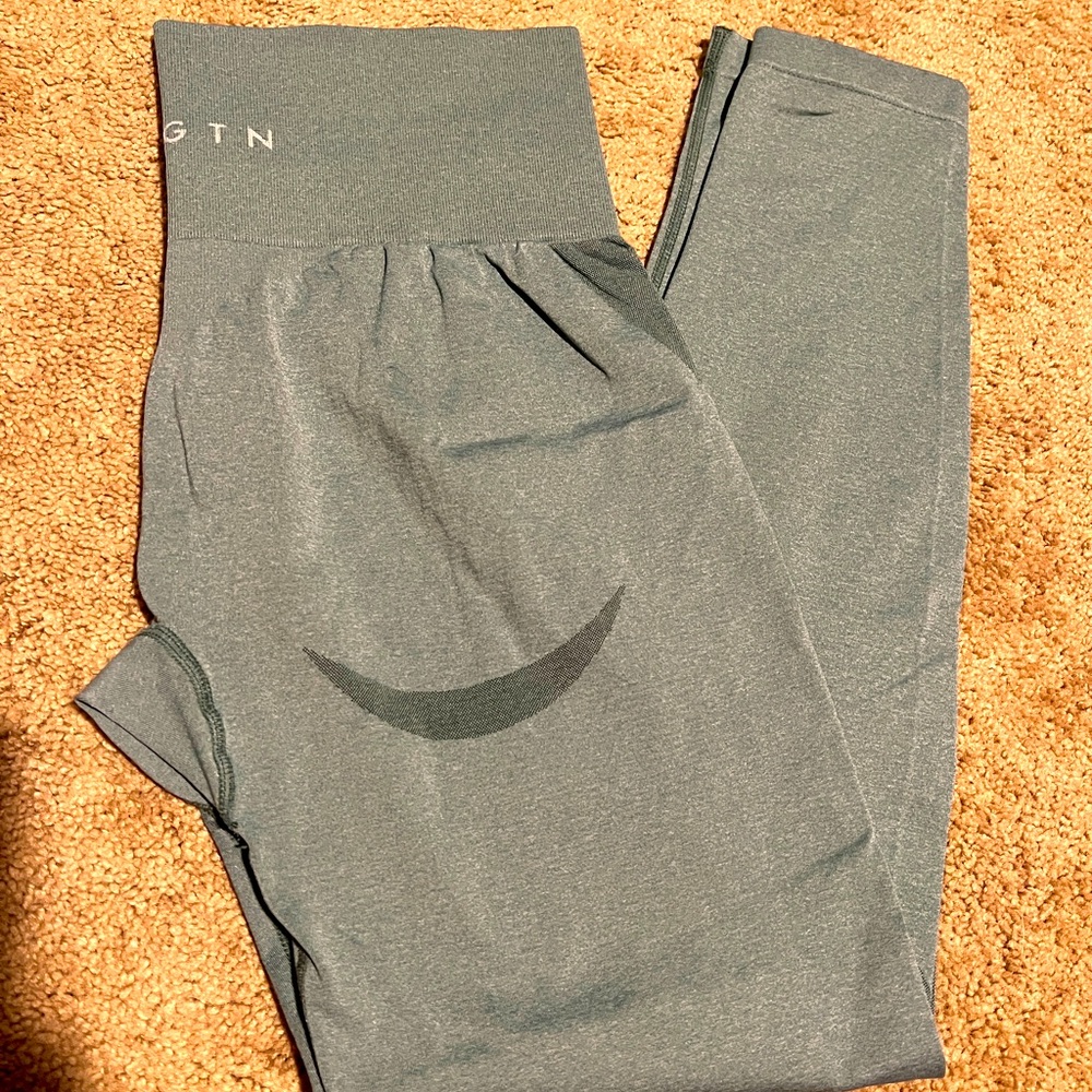 NVGTN leggings